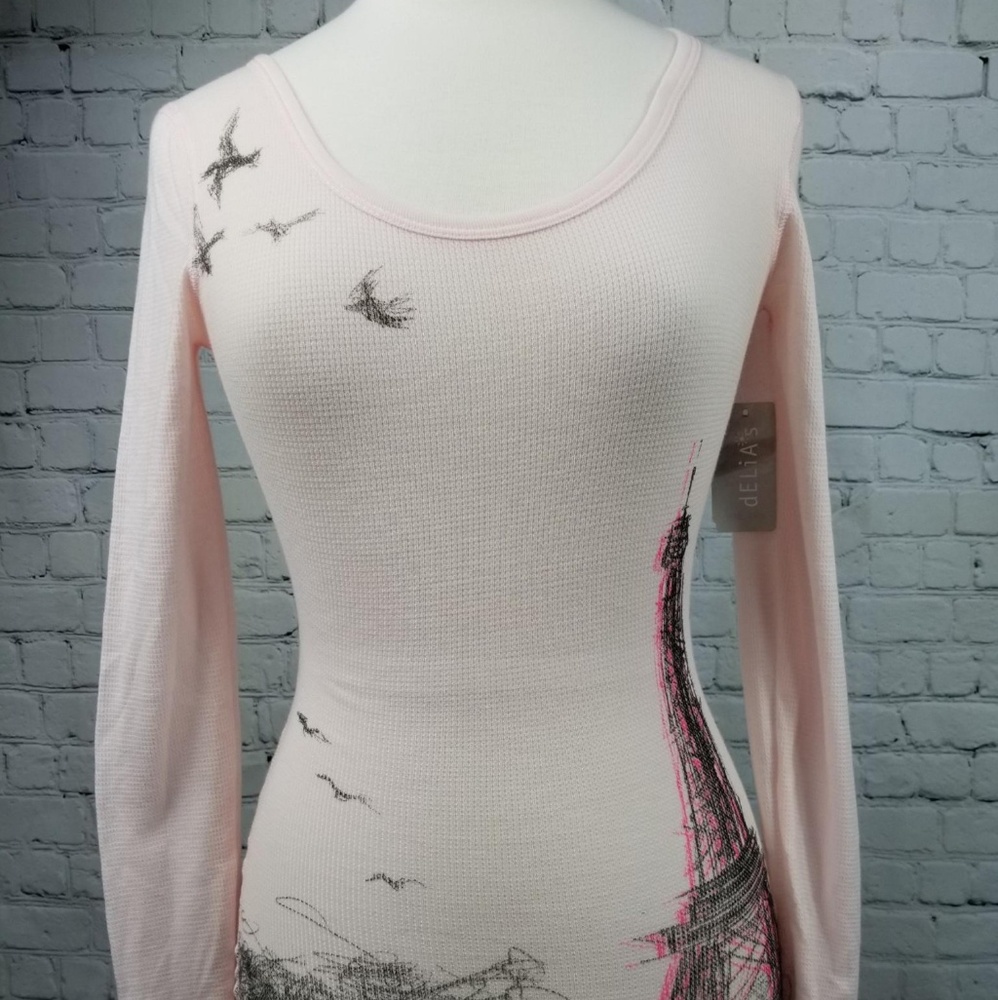 NWT Delia*s Thermal Eiffel Tower Top